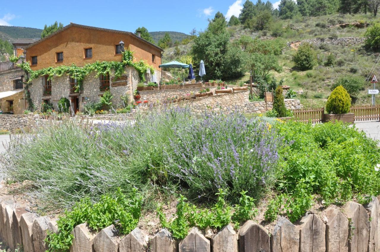 Отель Casa Rural Moli De Fornols Экстерьер фото