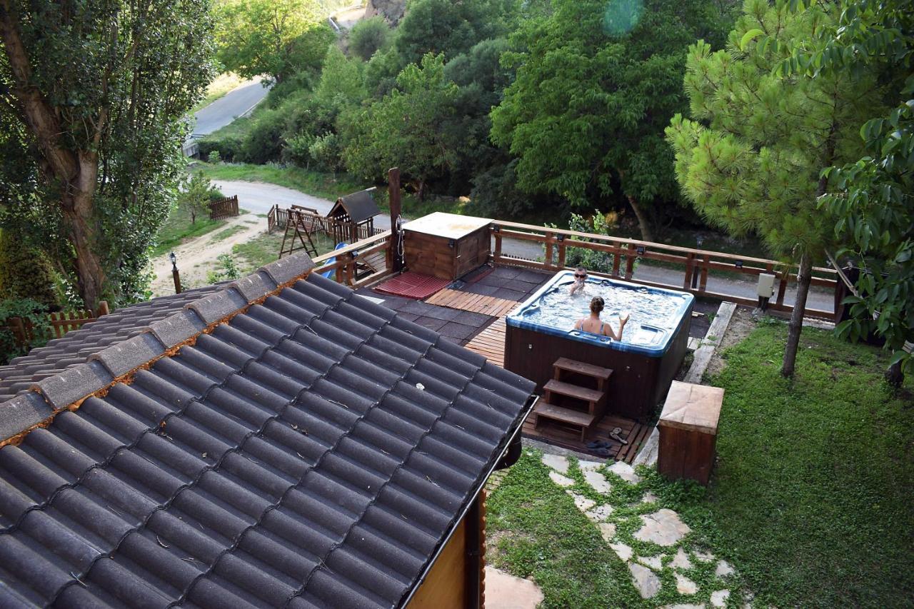 Отель Casa Rural Moli De Fornols Экстерьер фото